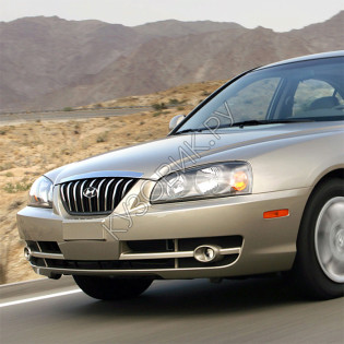 Бампер передний без отверстий под молдинг в цвет кузова Hyundai Elantra 3 (2004-)