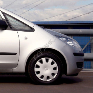 Крыло переднее правое в цвет кузова Mitsubishi Colt 6 (2004-2008)