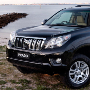 Передний бампер в цвет кузова Toyota Land Cruiser Prado 150 (2009-2017) Передний бампер в цвет кузова Toyota Land Cruiser Prado 150 (2009-2017)